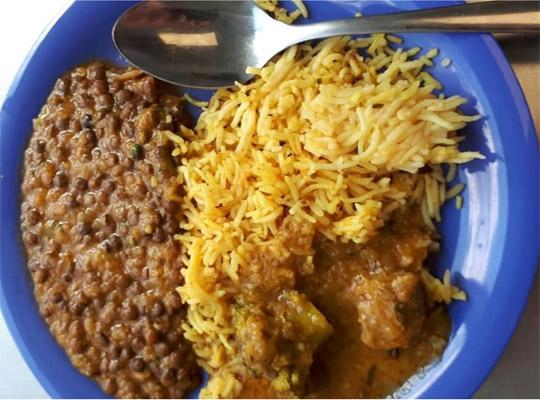 a plate of traditional Indian / Pakistani curry from Curry Delight